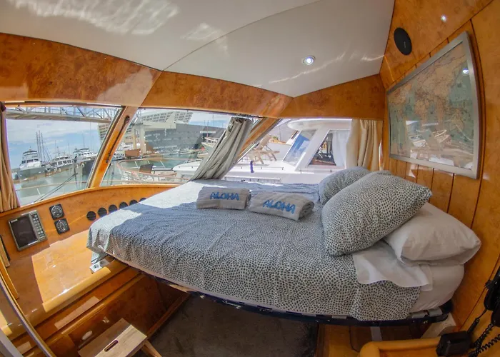 Bådhotel Aloha Boat *