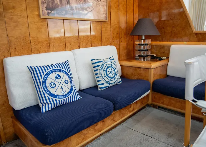 Bådhotel Aloha Boat